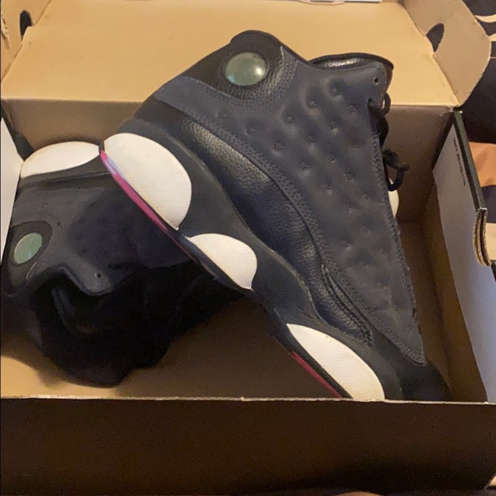 air jordan 13 .